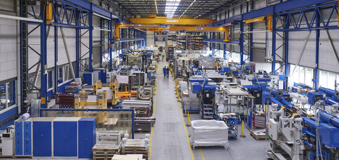 Here you can see a factory hall of HEGENSCHEIDT-MFD